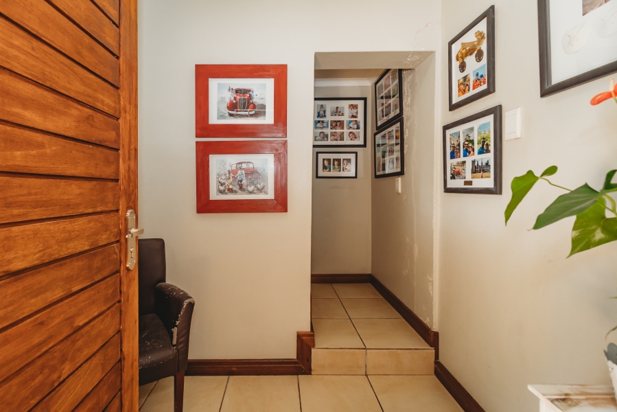 4 Bedroom Property for Sale in Heatherlands Western Cape